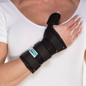 TALA PARA PUNHO E POLEGAR LONA PRETA DIREITO CHANTAL